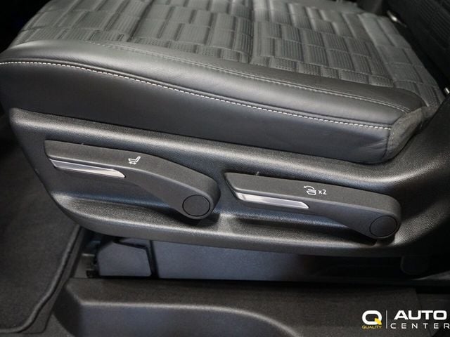 2021 Cadillac Escalade 4WD 4dr Premium Luxury Platinum - 22879631 - 53