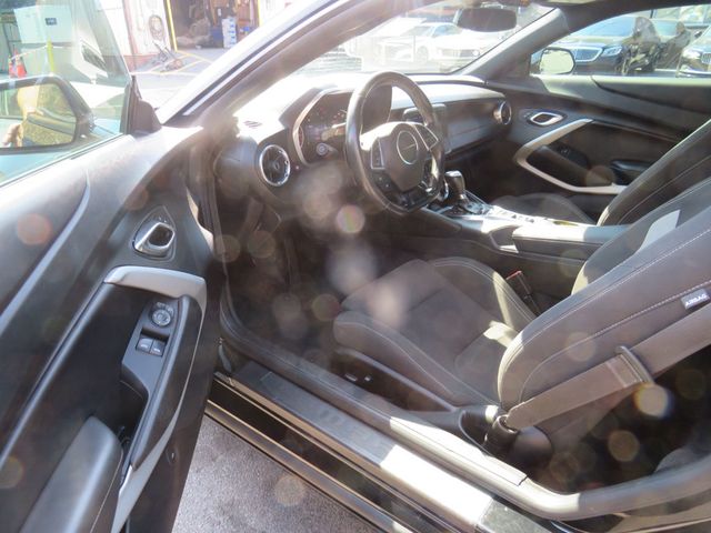 2021 Chevrolet Camaro 2dr Coupe 1LT - 22911533 - 8