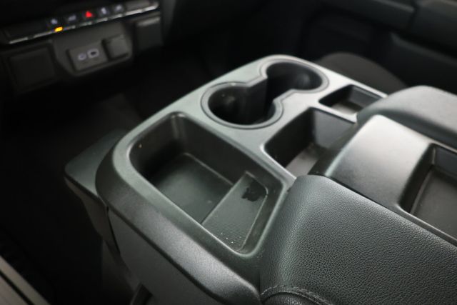 2021 Chevrolet Silverado 1500 4WD Crew Cab 147'' Custom with Turbocharged Engine - 22927491 - 13