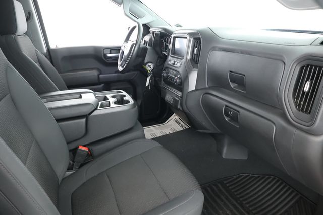 2021 Chevrolet Silverado 1500 4WD Crew Cab 147'' Custom with Turbocharged Engine - 22927491 - 22
