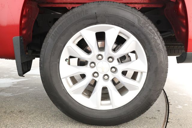2021 Chevrolet Silverado 1500 4WD Crew Cab 147'' Custom with Turbocharged Engine - 22927491 - 6