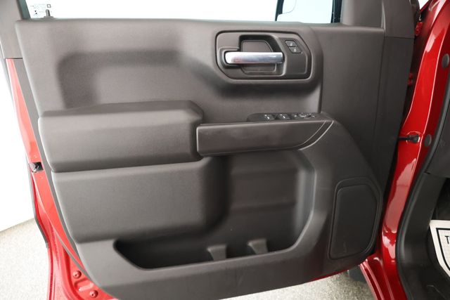 2021 Chevrolet Silverado 1500 4WD Crew Cab 147'' Custom with Turbocharged Engine - 22927491 - 7