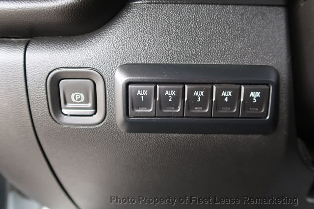 2021 Chevrolet Silverado 2500HD Silverado 2500 4WD Crew Cab LWB - 22938824 - 32