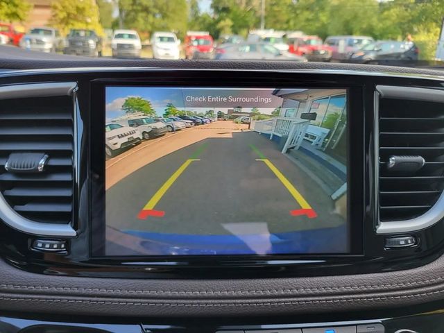 2021 Chrysler Pacifica Touring Minivan 4D - 22924033 - 9