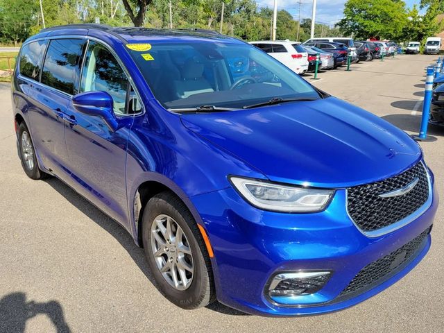 2021 Chrysler Pacifica Touring Minivan 4D - 22924033 - 12