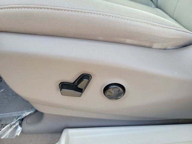 2021 Chrysler Pacifica Touring Minivan 4D - 22924033 - 15