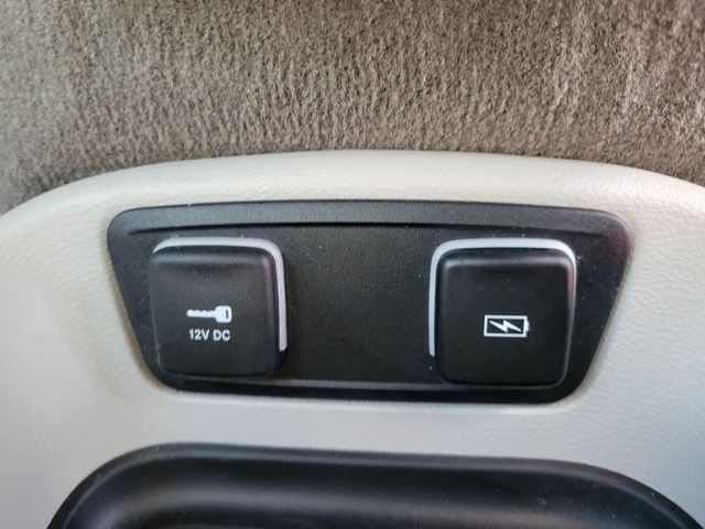 2021 Chrysler Pacifica Touring Minivan 4D - 22924033 - 24