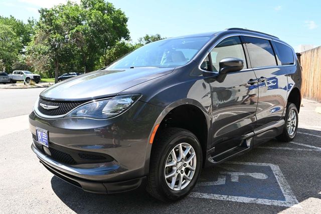 2021 Chrysler Voyager LXi Mobility Handicap Van - 22871112 - 9