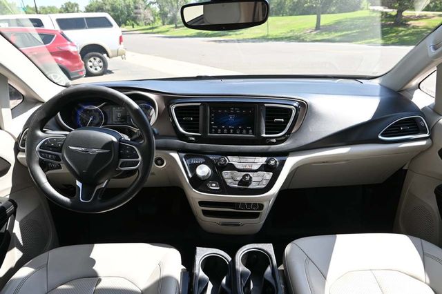 2021 Chrysler Voyager LXi Mobility Handicap Van - 22871112 - 21