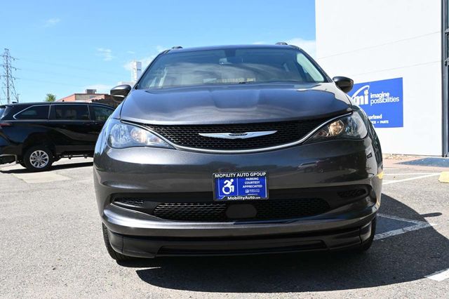 2021 Chrysler Voyager LXi Mobility Handicap Van - 22871112 - 3