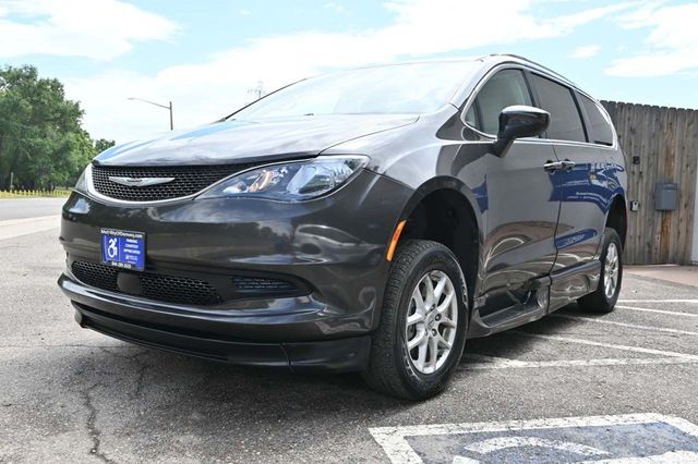 2021 Chrysler Voyager LXi Mobility Handicap Van - 22878974 - 9