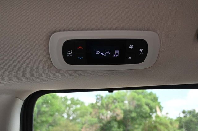 2021 Chrysler Voyager LXi Mobility Handicap Van - 22878974 - 28