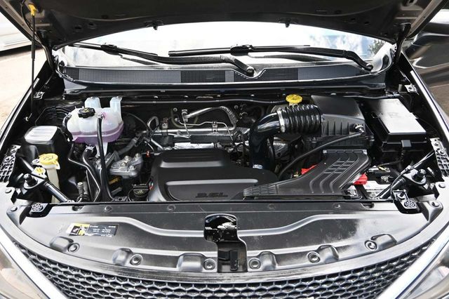 2021 Chrysler Voyager LXi Mobility Handicap Van - 22878974 - 34