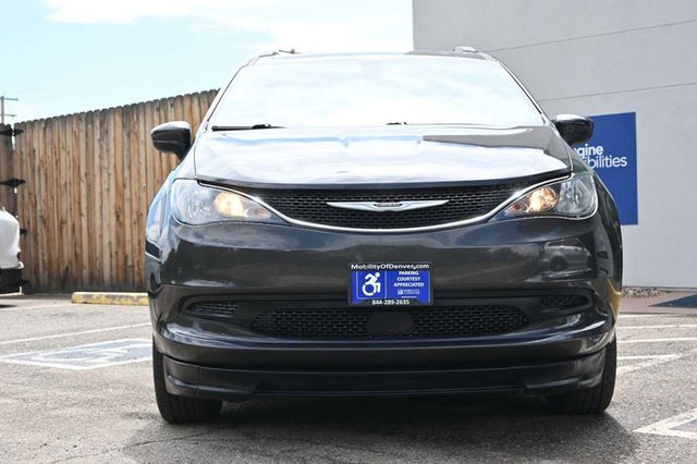 2021 Chrysler Voyager LXi Mobility Handicap Van - 22878974 - 3