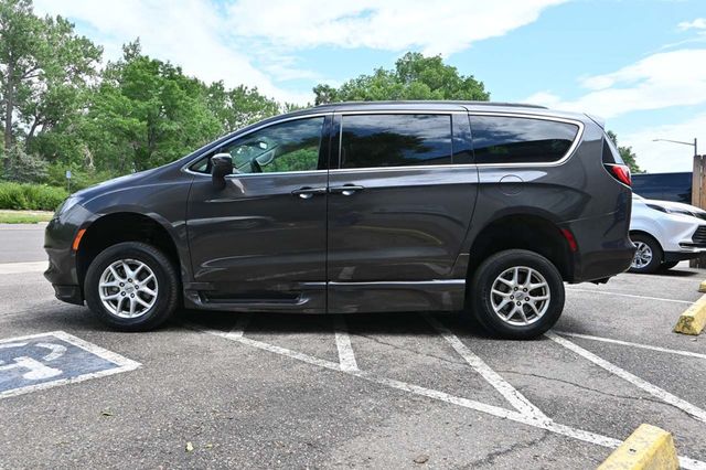 2021 Chrysler Voyager LXi Mobility Handicap Van - 22878974 - 8