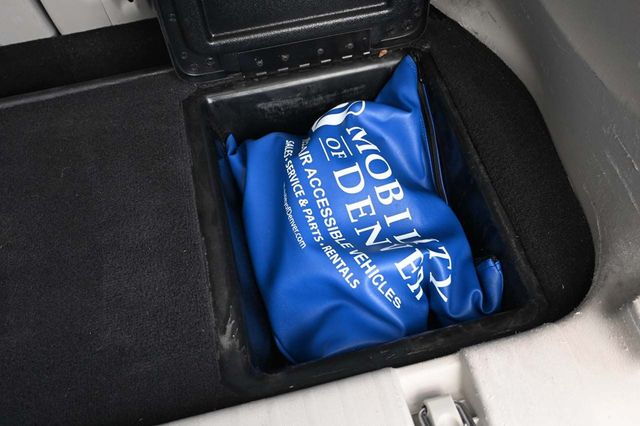 2021 Chrysler Voyager LXi Mobility Handicap Van - 22880550 - 25