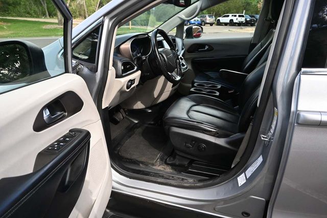 2021 Chrysler Voyager LXi Mobility Handicap Van - 22885539 - 12