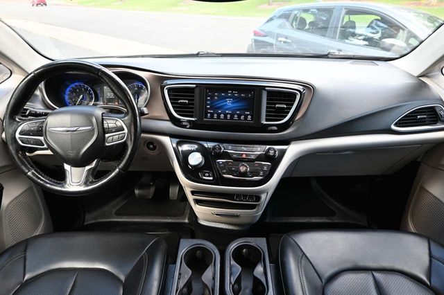 2021 Chrysler Voyager LXi Mobility Handicap Van - 22885539 - 21