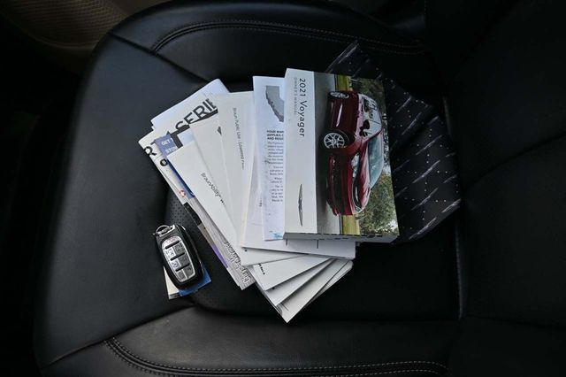 2021 Chrysler Voyager LXi Mobility Handicap Van - 22885539 - 36