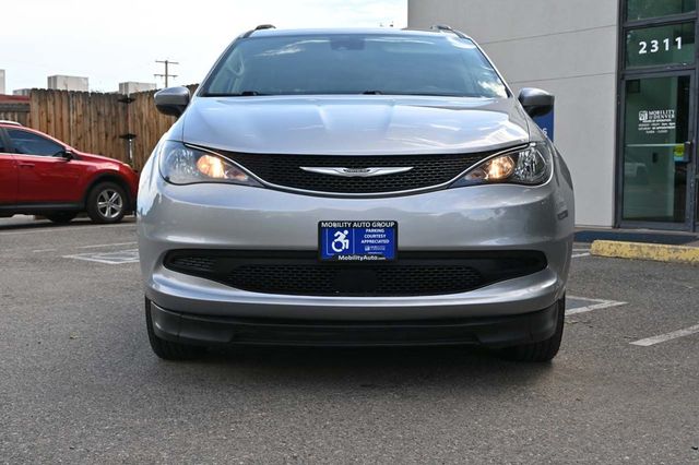 2021 Chrysler Voyager LXi Mobility Handicap Van - 22885539 - 3