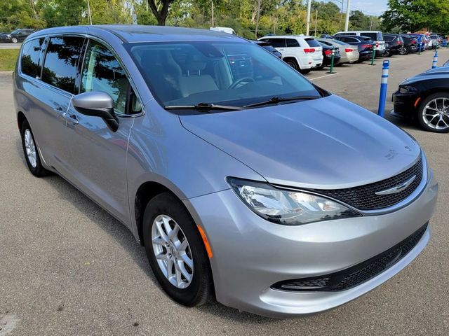 2021 Chrysler Voyager LX Minivan 4D - 22570953 - 14