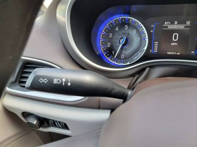 2021 Chrysler Voyager LX Minivan 4D - 22570953 - 33