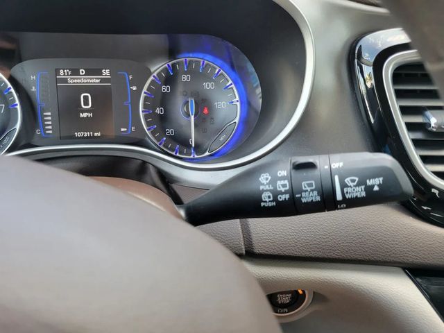 2021 Chrysler Voyager LX Minivan 4D - 22570953 - 34