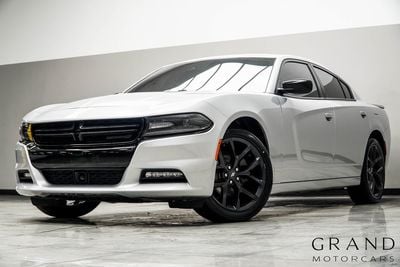 2021 Dodge Charger SXT's photo