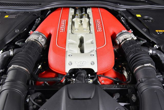 2021 Ferrari 812 GTS Convertible - 22391713 - 4