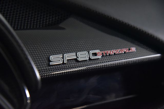 2021 Ferrari SF90 Stradale Coupe - 22118912 - 25