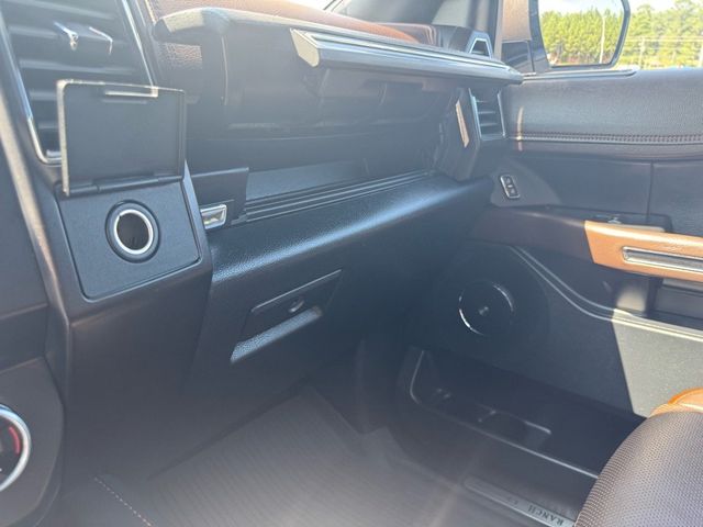 2021 Ford Expedition King Ranch - 22896862 - 28