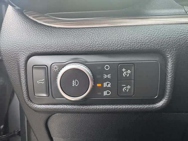 2021 Ford Explorer Limited - 22895646 - 18