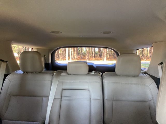 2021 Ford Explorer XLT RWD - 22927383 - 32