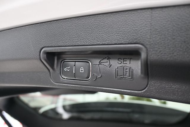 2021 Ford Explorer XLT Sport Appearance Pkg - 22913578 - 18