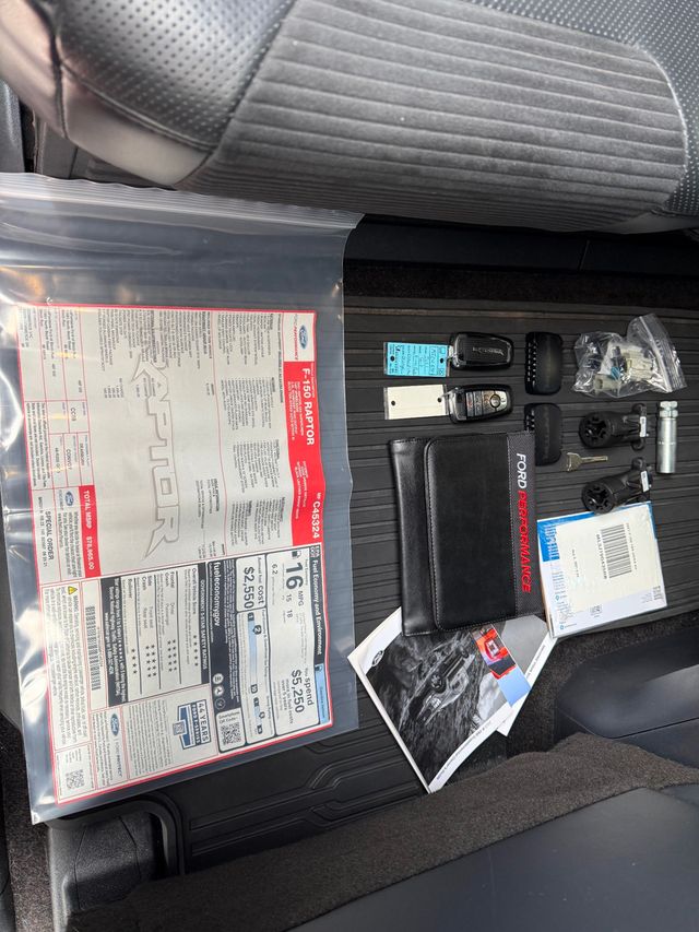 2021 Ford F-150 Raptor 4WD SuperCrew 5.5' Box - 22936182 - 37