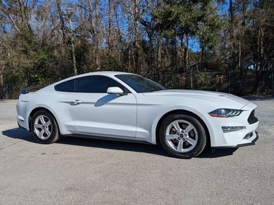 2021 Ford Mustang EcoBoost