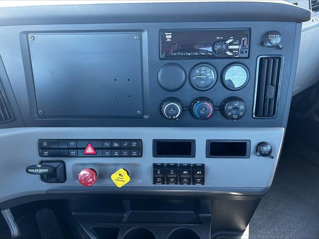 2021 Freightliner CASCADIA  - 22800284 - 8