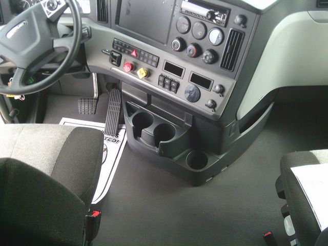 2021 Freightliner Cascadia 2021 FREIGHTLINER SLEEPER - 22901133 - 20