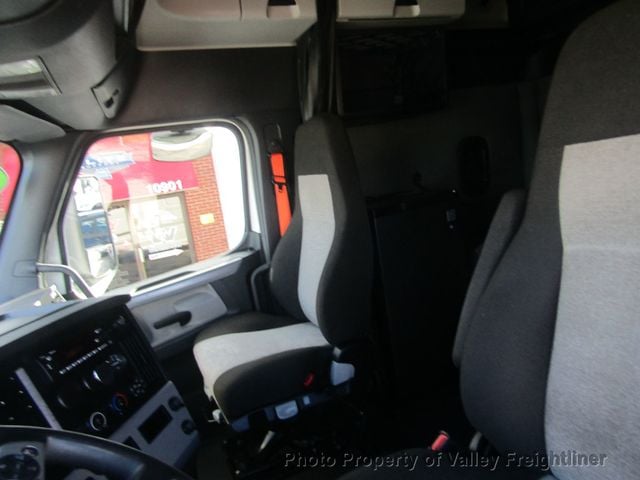 2021 Freightliner Cascadia 126  - 22929297 - 12