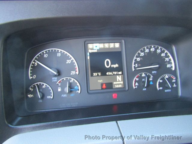 2021 Freightliner Cascadia 126  - 22929336 - 23
