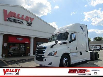2021 Freightliner CASCADIA 126 - 1FUJHHDR4MLMA8479
