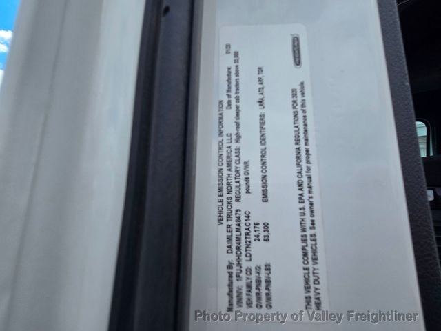 2021 Freightliner CASCADIA 126 RAISED ROOF SLEEPER - 22777858 - 14