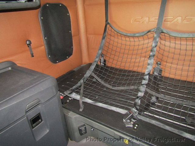2021 Freightliner CASCADIA 126 RAISED ROOF SLEEPER - 22777858 - 26