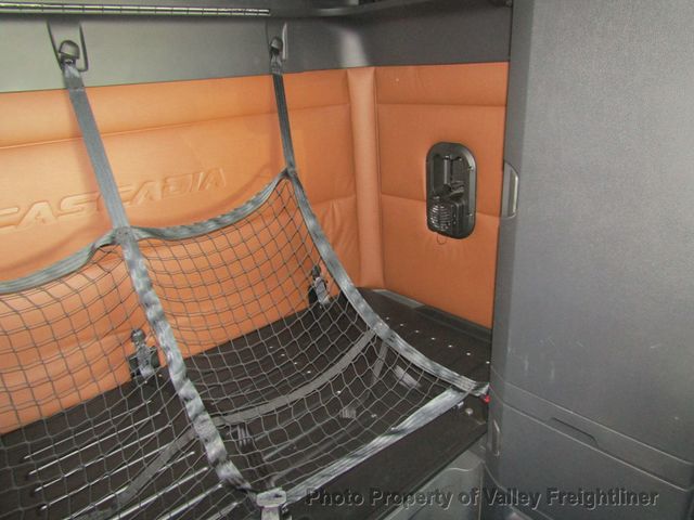 2021 Freightliner CASCADIA 126 RAISED ROOF SLEEPER - 22777858 - 27