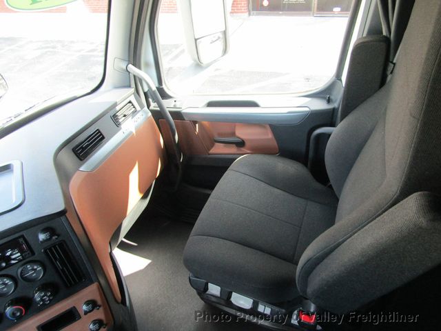 2021 Freightliner CASCADIA 126 RAISED ROOF SLEEPER - 22777858 - 31