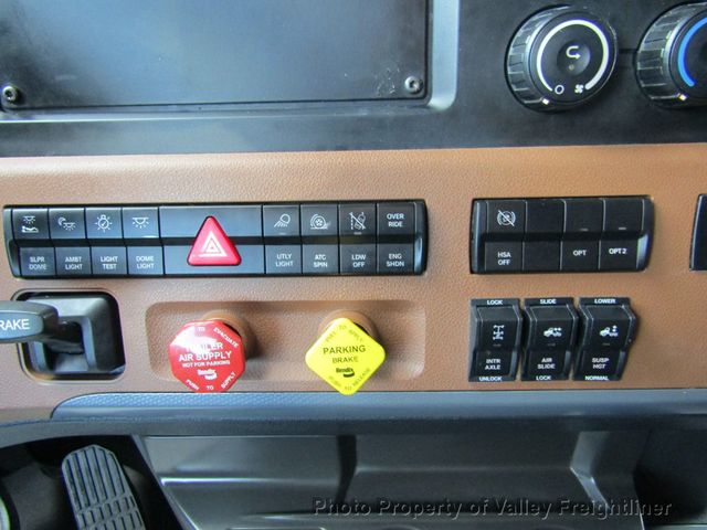 2021 Freightliner CASCADIA 126 RAISED ROOF SLEEPER - 22777858 - 33