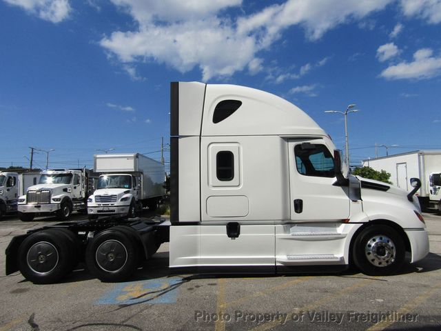 2021 Freightliner CASCADIA 126 RAISED ROOF SLEEPER - 22777858 - 5