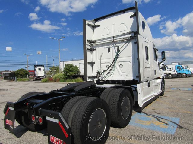 2021 Freightliner CASCADIA 126 RAISED ROOF SLEEPER - 22777858 - 6
