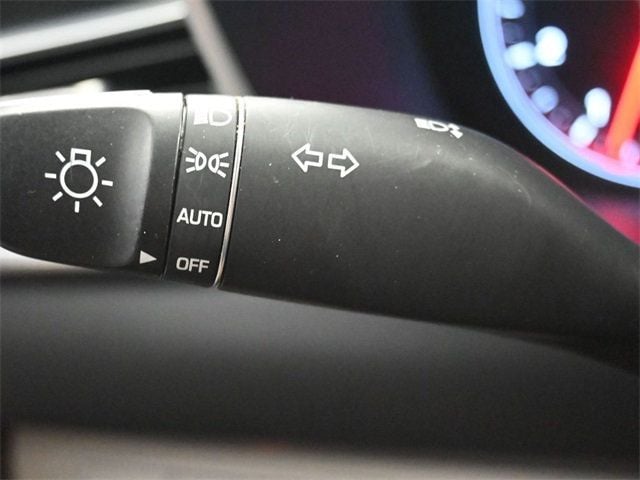 2021 Genesis G70 3.3T RWD - 22893327 - 14