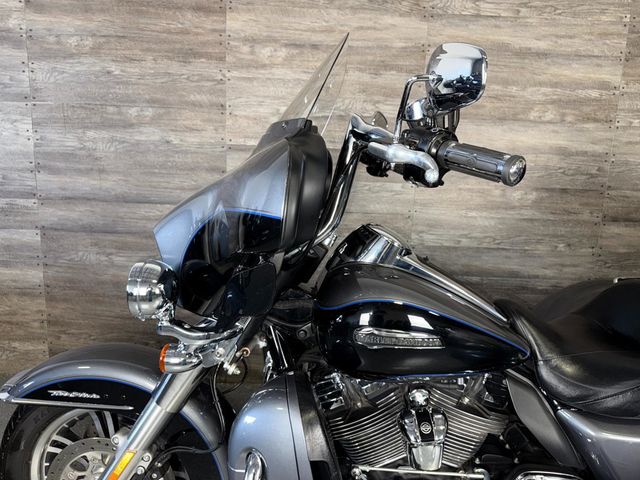 2021 Harley-Davidson FLHTCUTG Triglide Ultra Classic One Owner! - 22927255 - 11